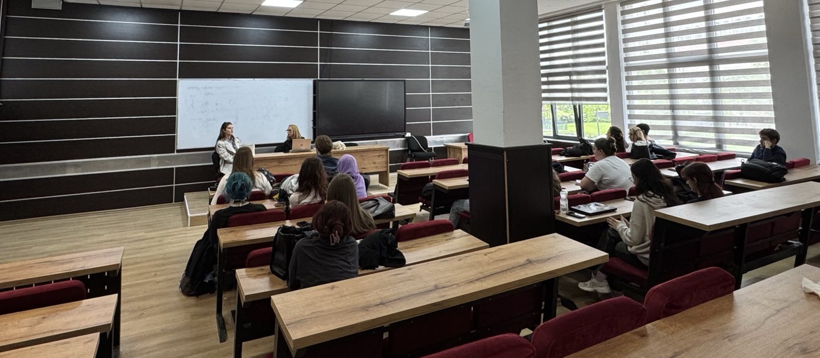 Ligjëratë për Barazi: Të Drejtat dhe Sfidat e Komuniteteve LGBTI+